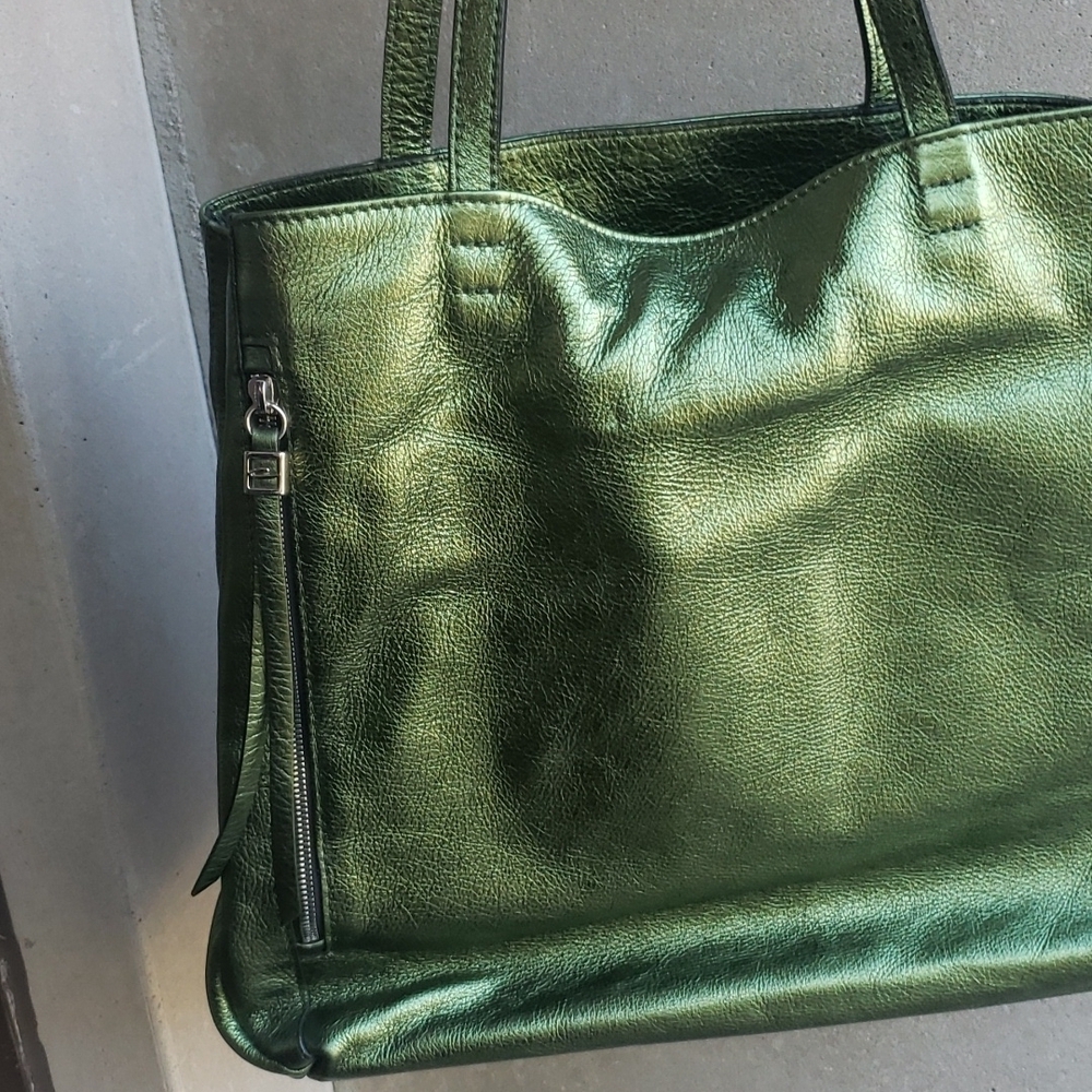 Metallic green gianni chiarini soft leather purse - Picture 6 of 7
